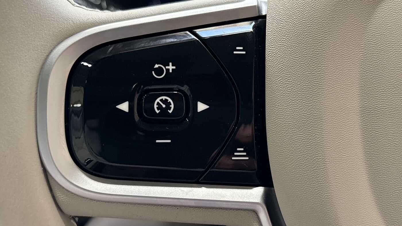 Used Volvo V60 2025 for sale - 76485568: Photo 31