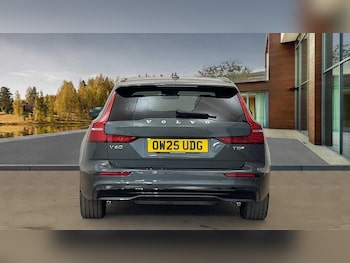 Used Volvo V60 2025 for sale - 76485568: Photo