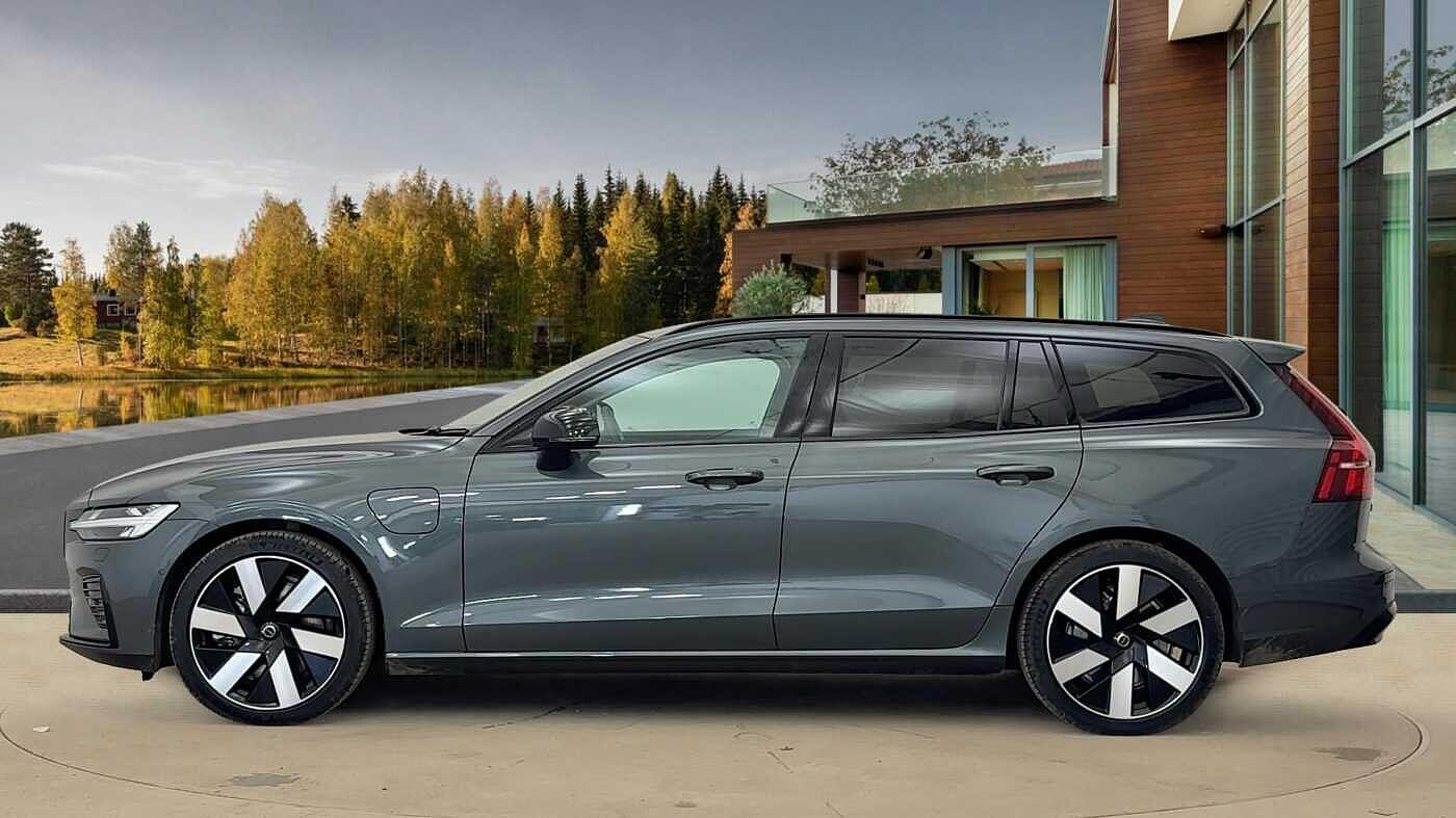 Used Volvo V60 2025 for sale - 76485568: Photo 6