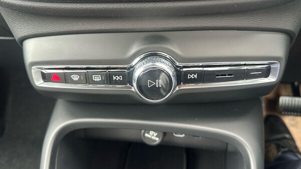 Used Volvo XC40 2025 for sale - 75050998: Photo 34