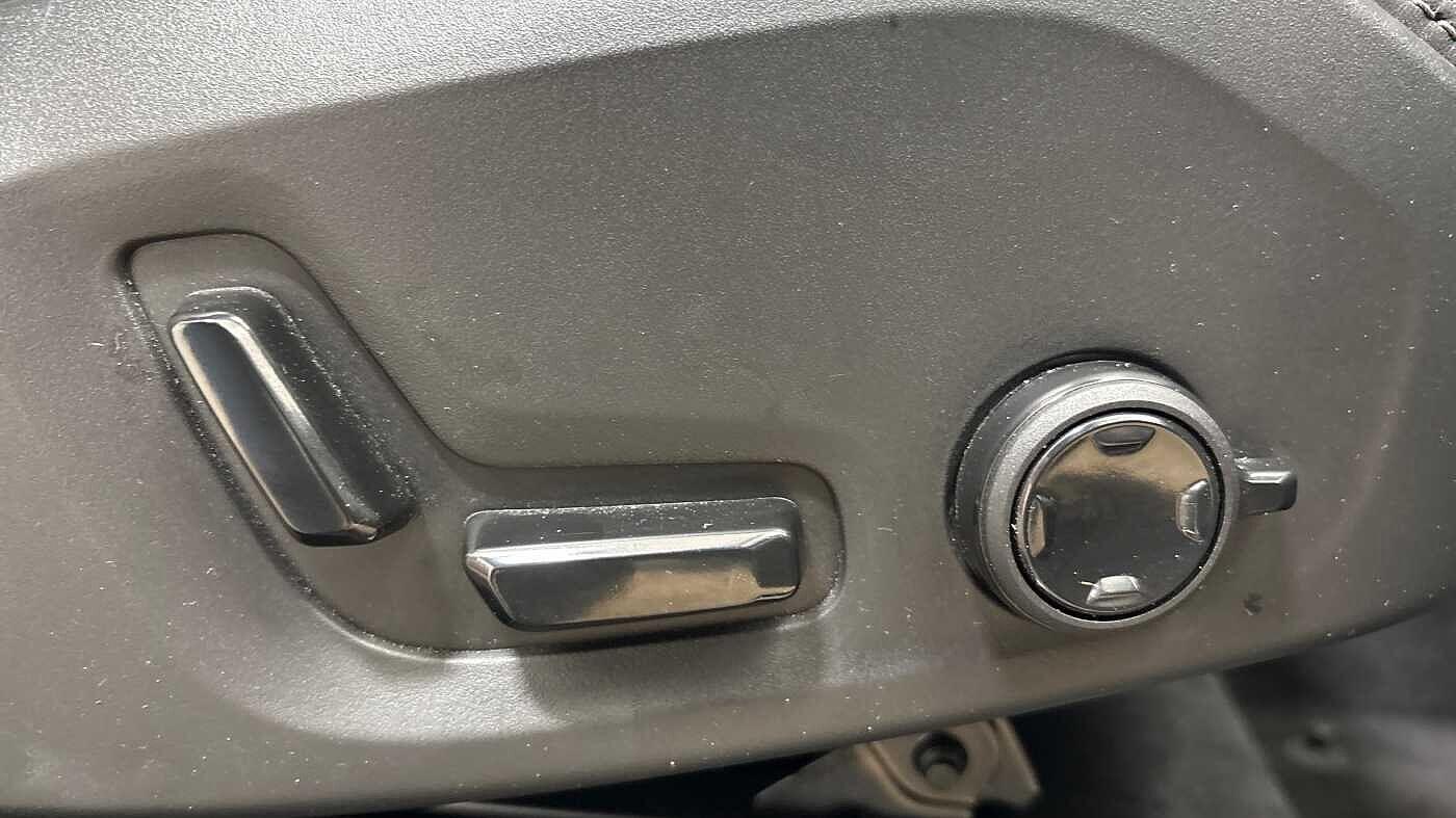 Used Volvo XC90 2025 for sale - 76441358: Photo 28