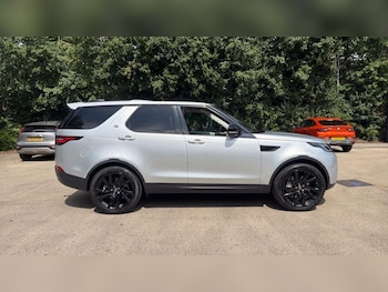 Used Land Rover Discovery 2019 for sale - 79107496: Photo