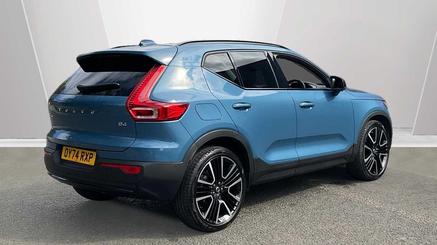 Used Volvo XC40 2024 for sale - 77015641: Photo 2