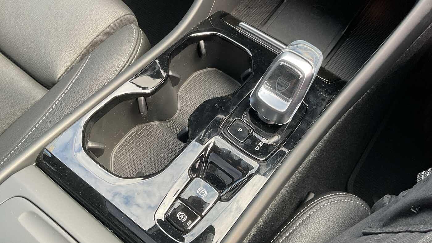 Used Volvo XC40 2024 for sale - 77015641: Photo 29