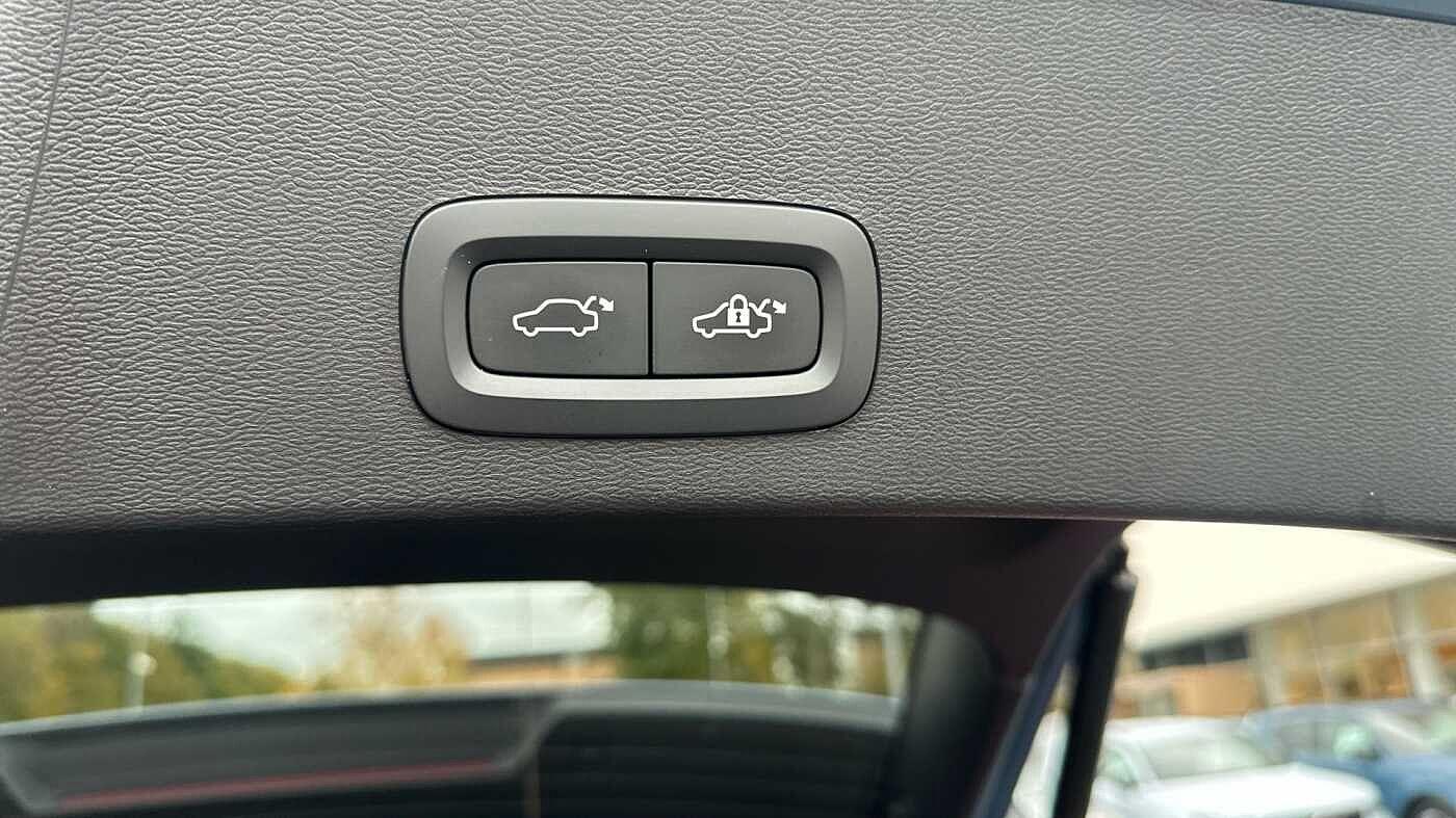 Used Volvo XC40 2024 for sale - 77016342: Photo 19