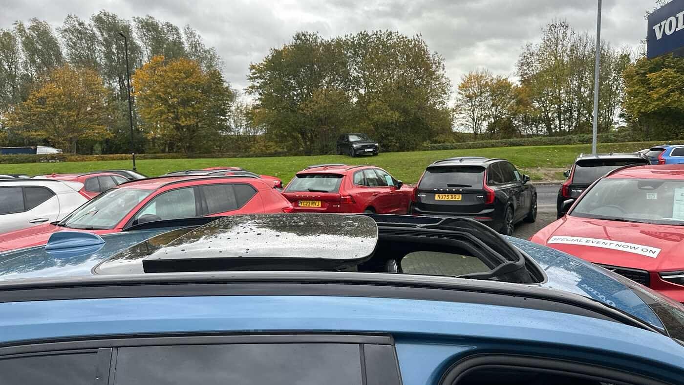 Used Volvo XC40 2024 for sale - 77016342: Photo 28