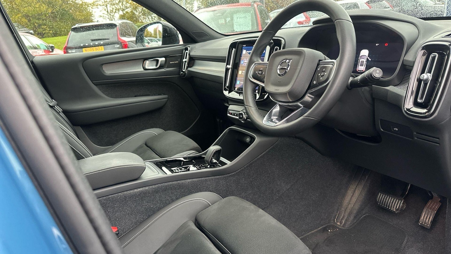 Used Volvo XC40 2024 for sale - 77016342: Photo 63