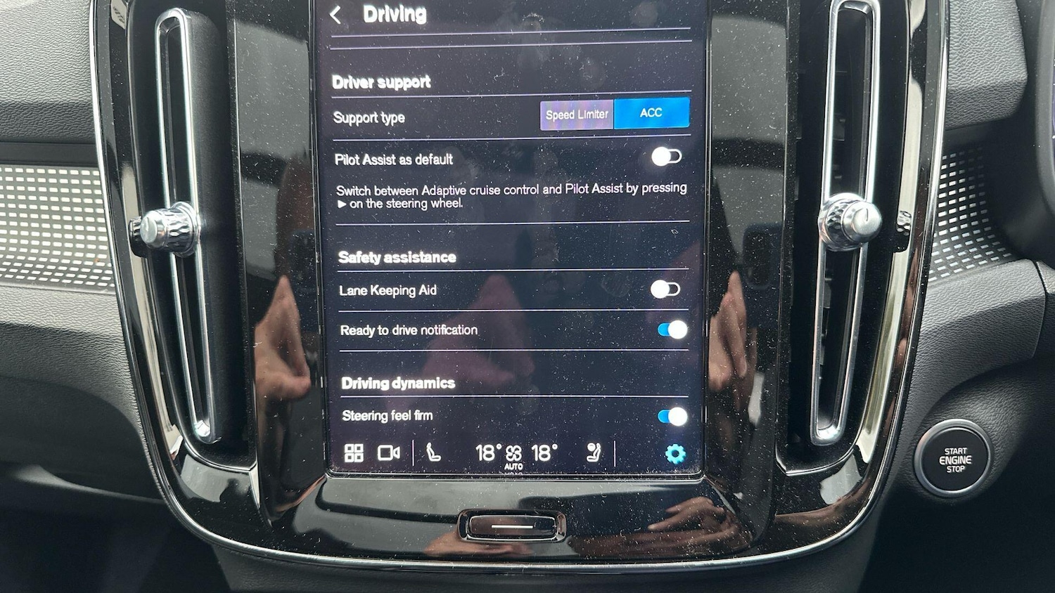 Used Volvo XC40 2024 for sale - 77016342: Photo 90