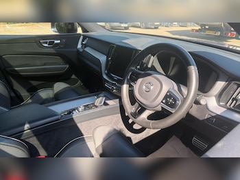 Used Volvo XC60 2020 for sale - 79236838: Photo