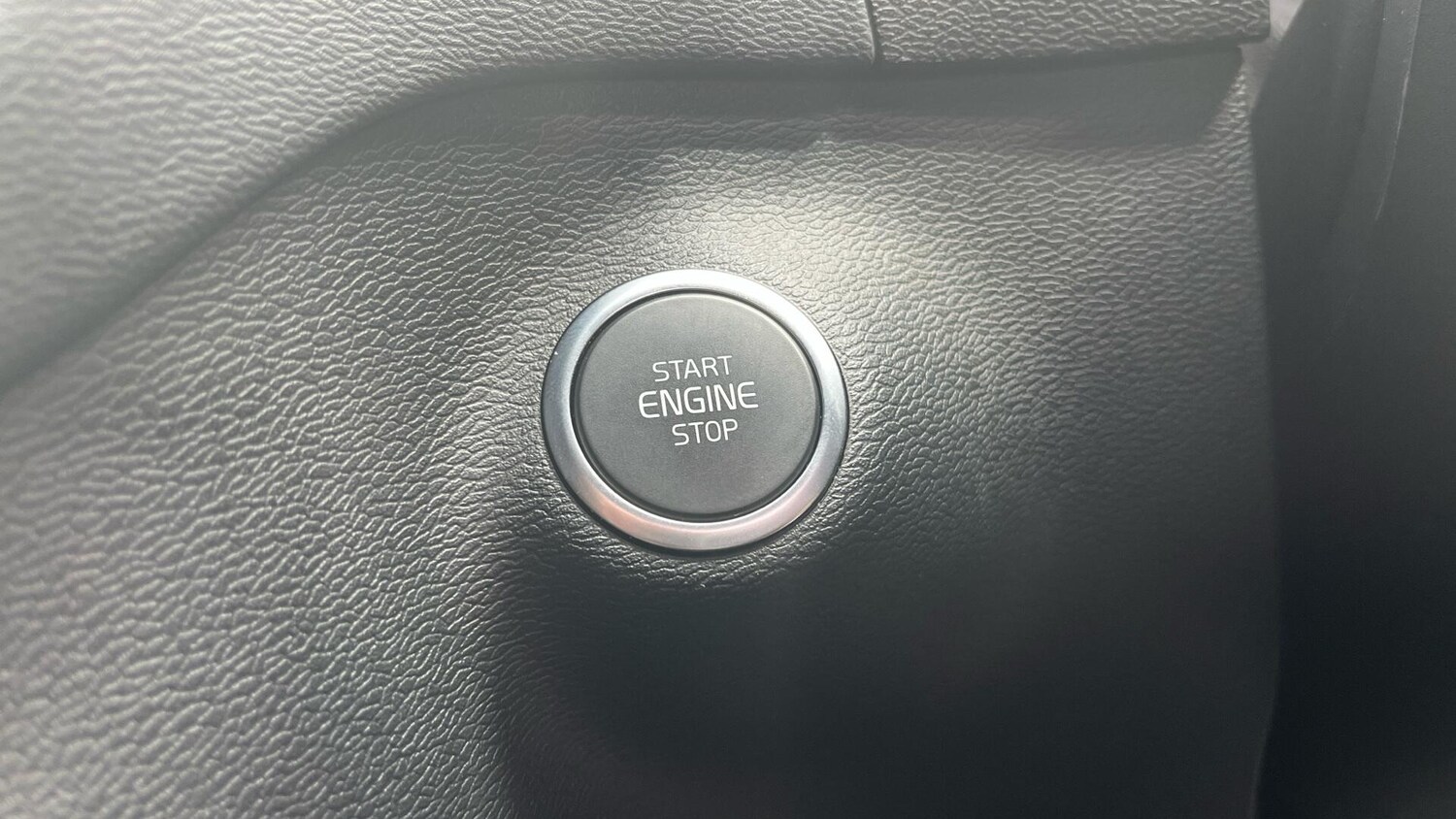 Used Volvo XC40 2024 for sale - 76072816: Photo 27