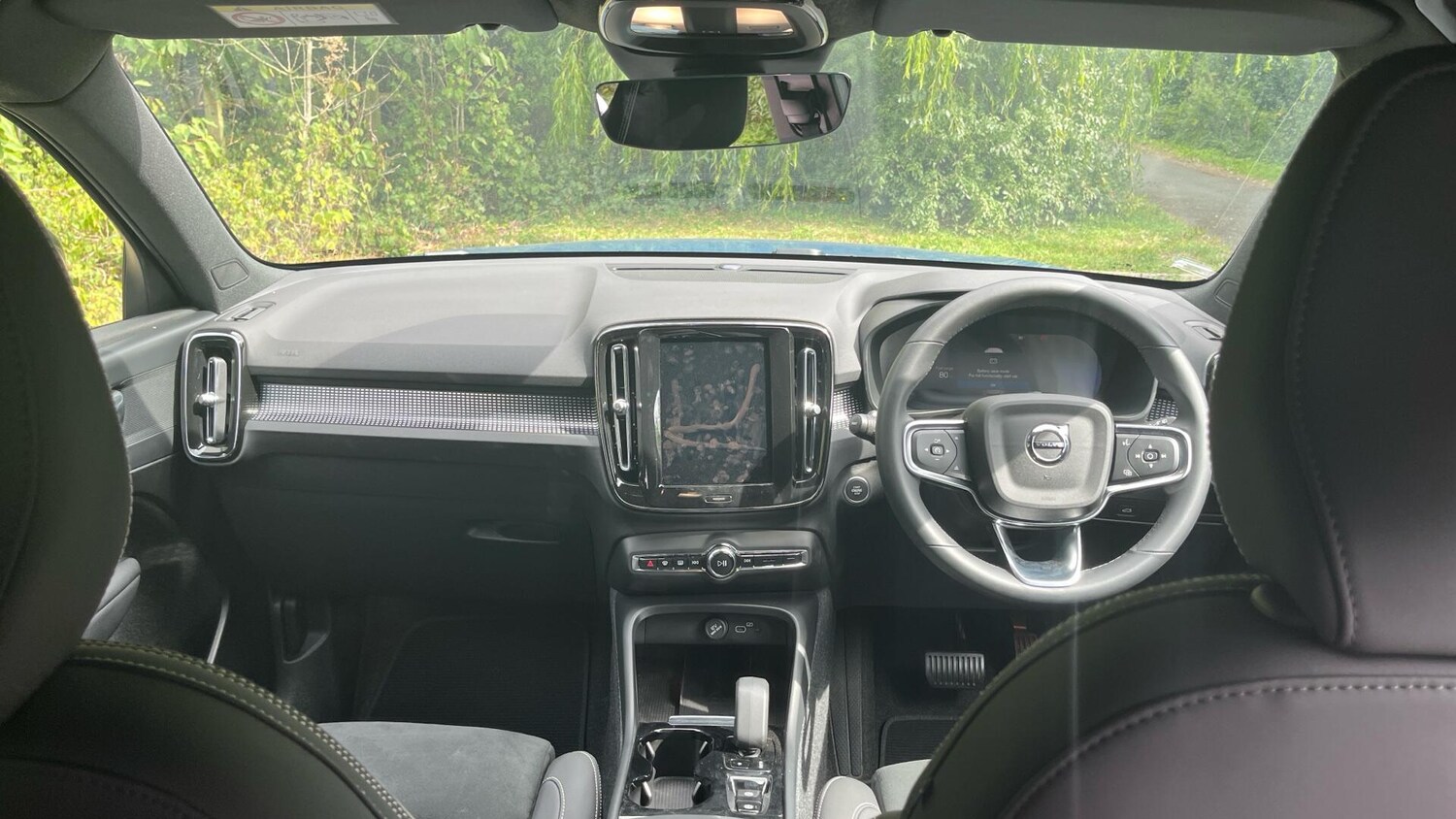 Used Volvo XC40 2024 for sale - 76072816: Photo 6