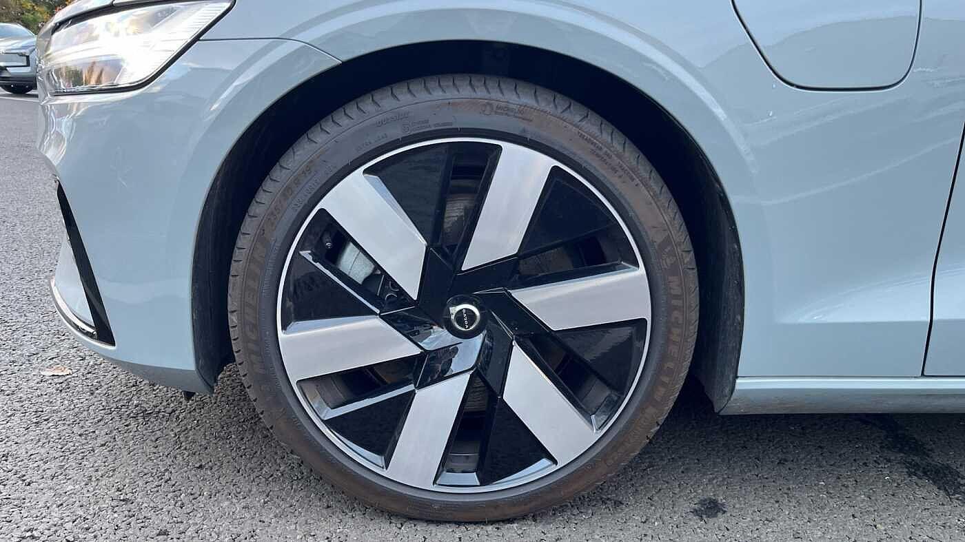 Used Volvo V60 2025 for sale - 77468471: Photo 37