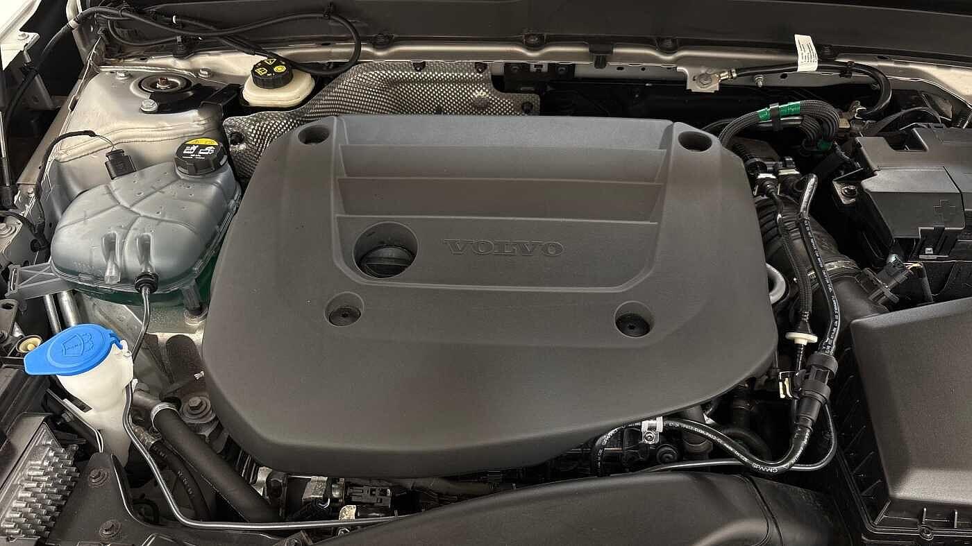 Used Volvo XC40 2024 for sale - 76584019: Photo 15