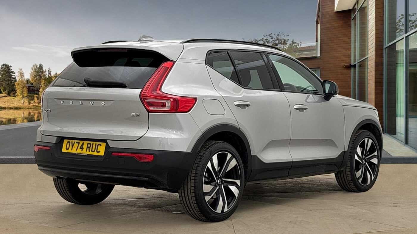 Used Volvo XC40 2024 for sale - 76584019: Photo 3