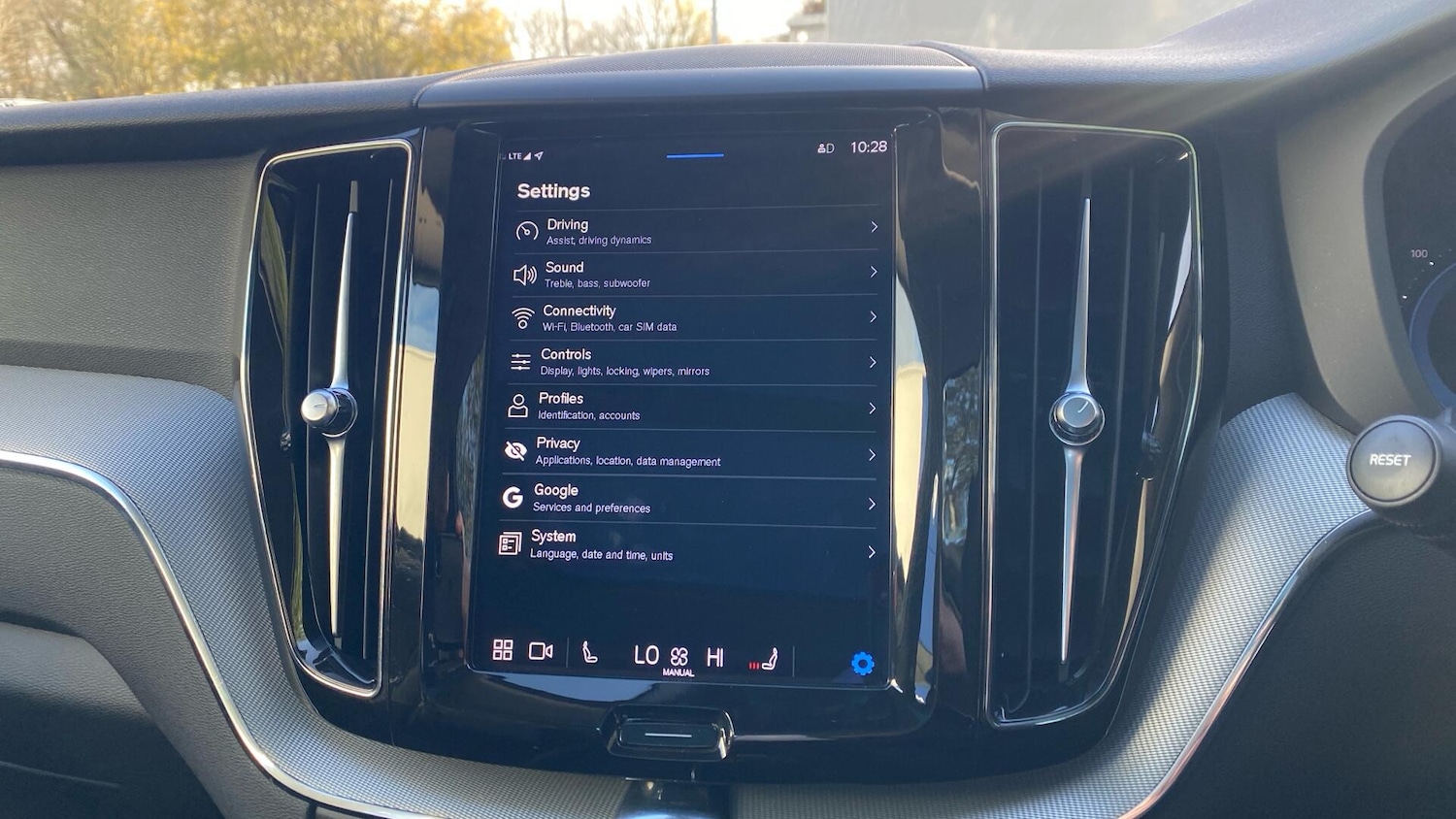 Used Volvo XC60 for sale - 76765921: Photo 17