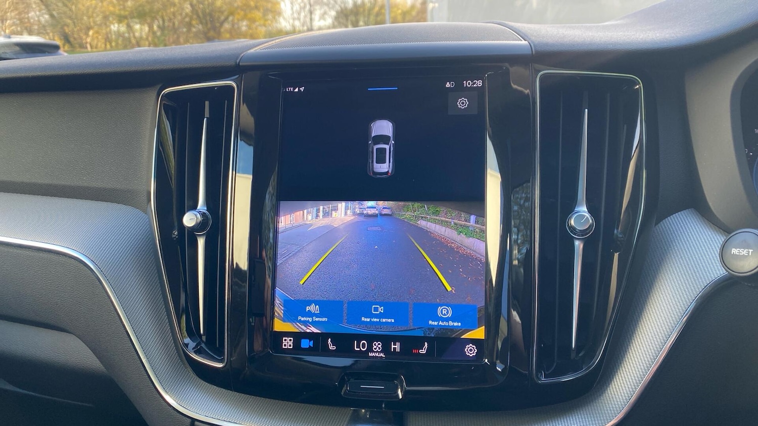 Used Volvo XC60 for sale - 76765921: Photo 19