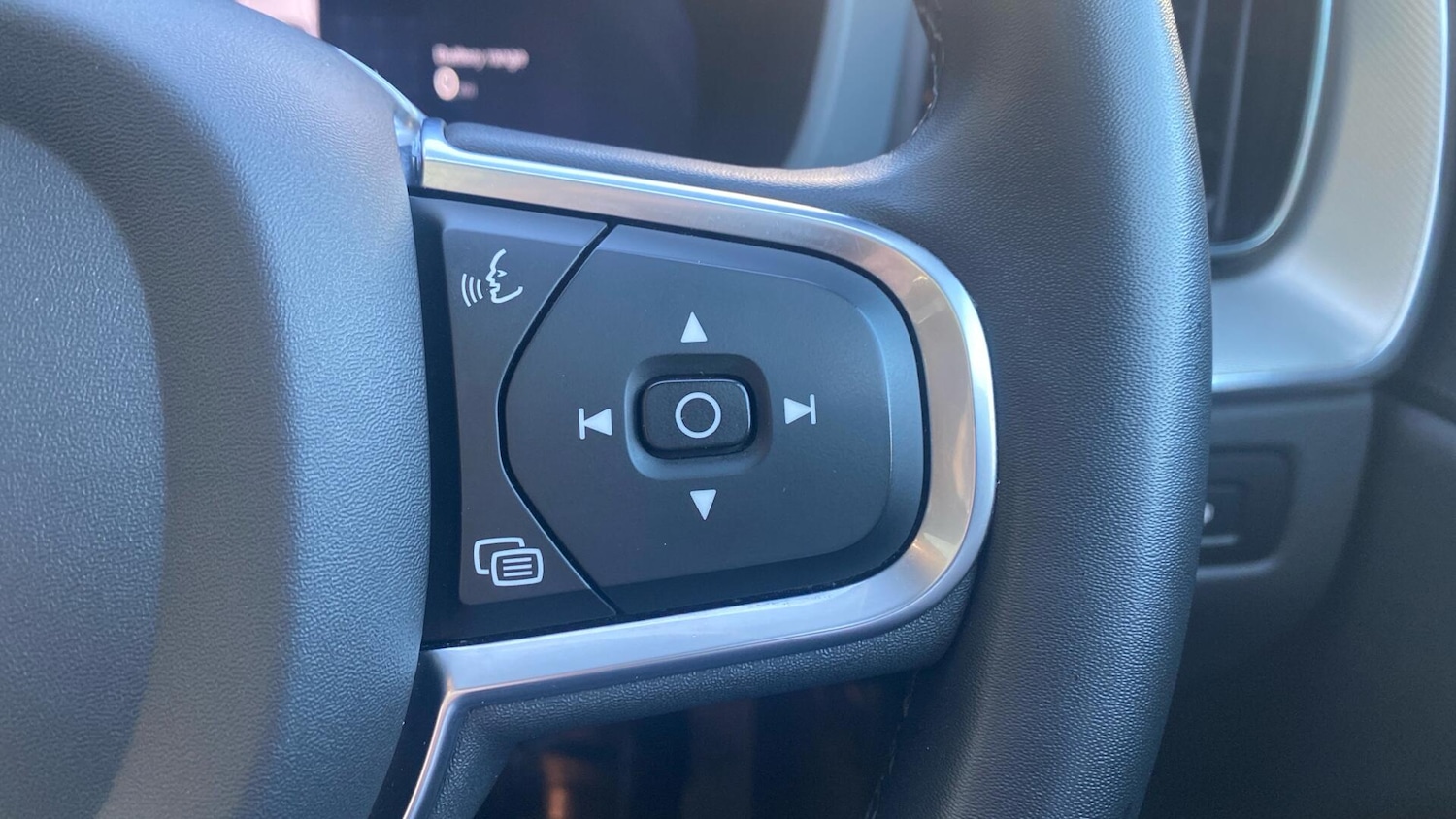 Used Volvo XC60 for sale - 76765921: Photo 22