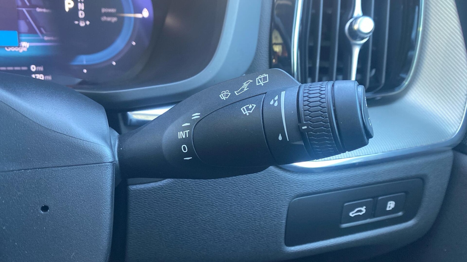 Used Volvo XC60 for sale - 76765921: Photo 23