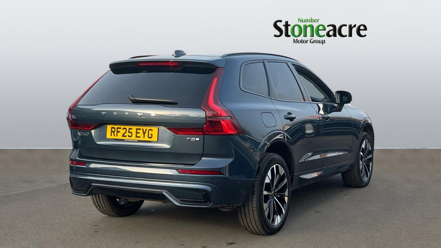 Used Volvo XC60 2025 for sale - 78204353: Photo 2