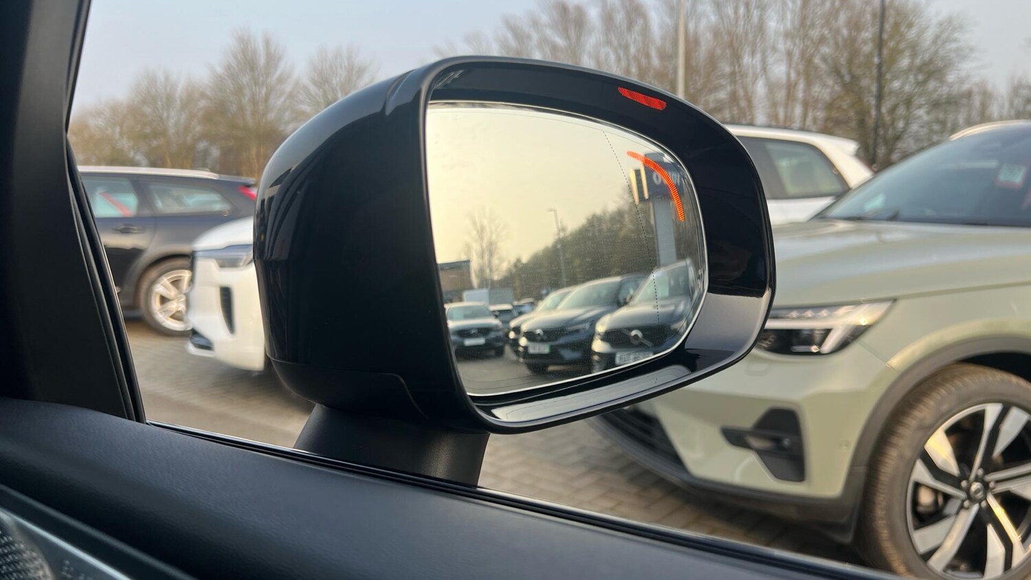 Used Volvo XC60 2025 for sale - 78204353: Photo 31