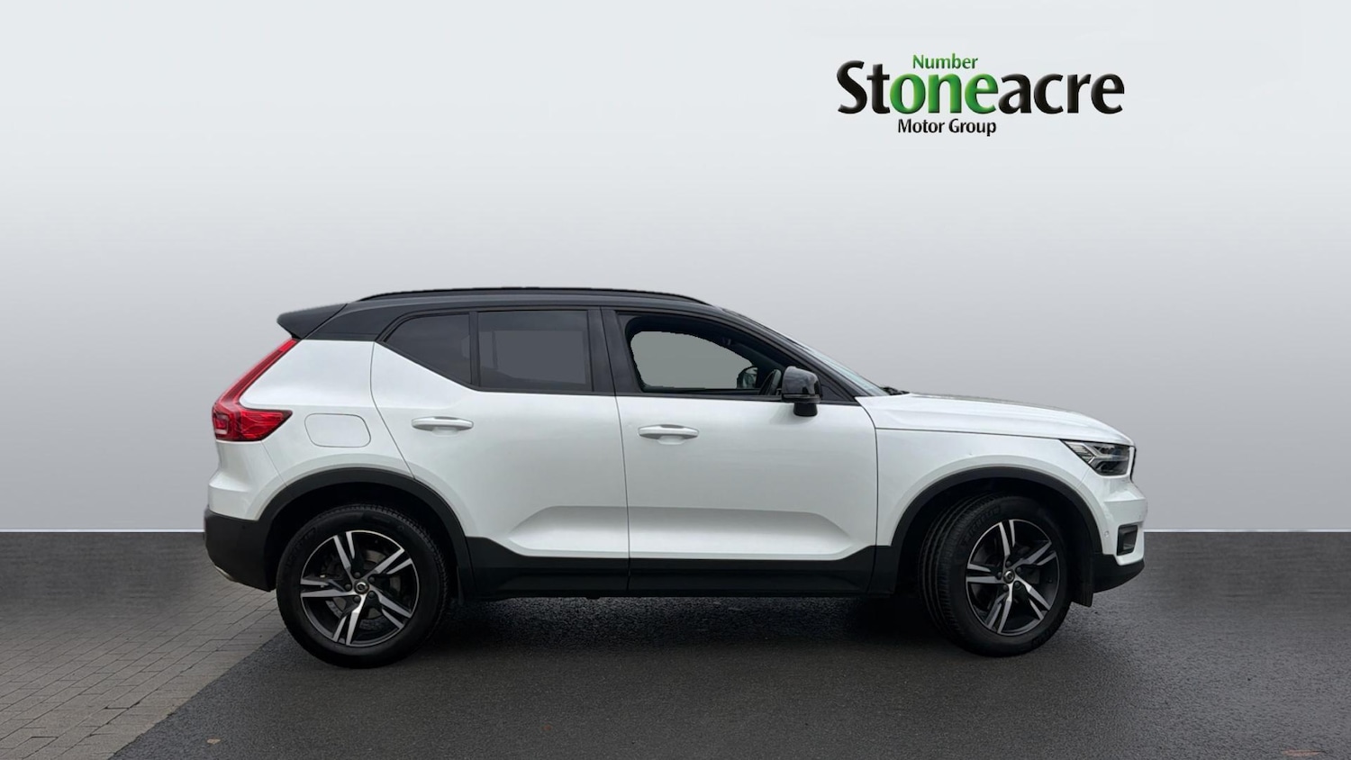 Used Volvo XC40 2019 for sale - 76472097: Photo 3