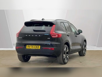 Used Volvo XC40 2025 for sale - 78561488: Photo
