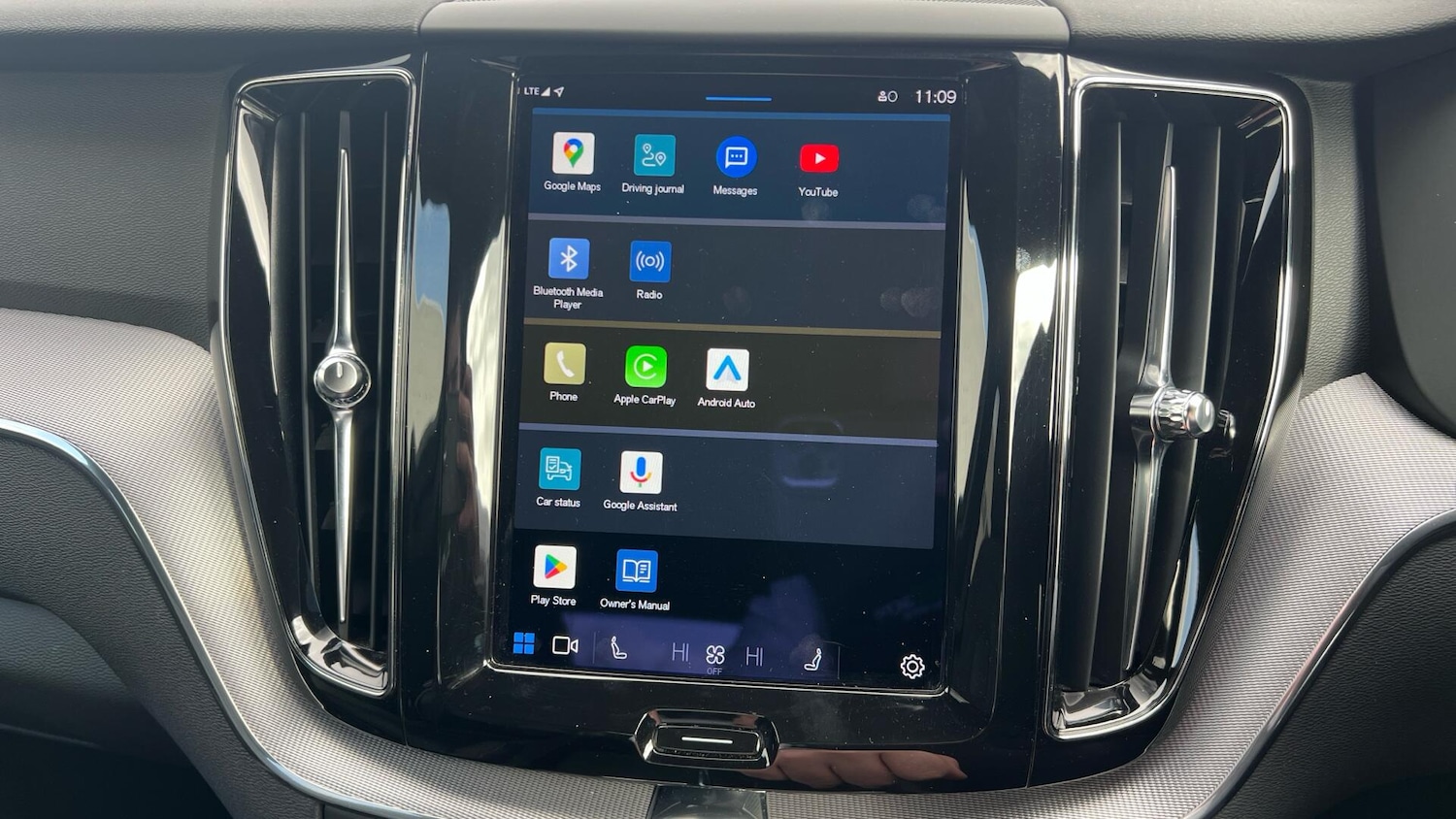 Used Volvo XC60 2022 for sale - 77646848: Photo 12