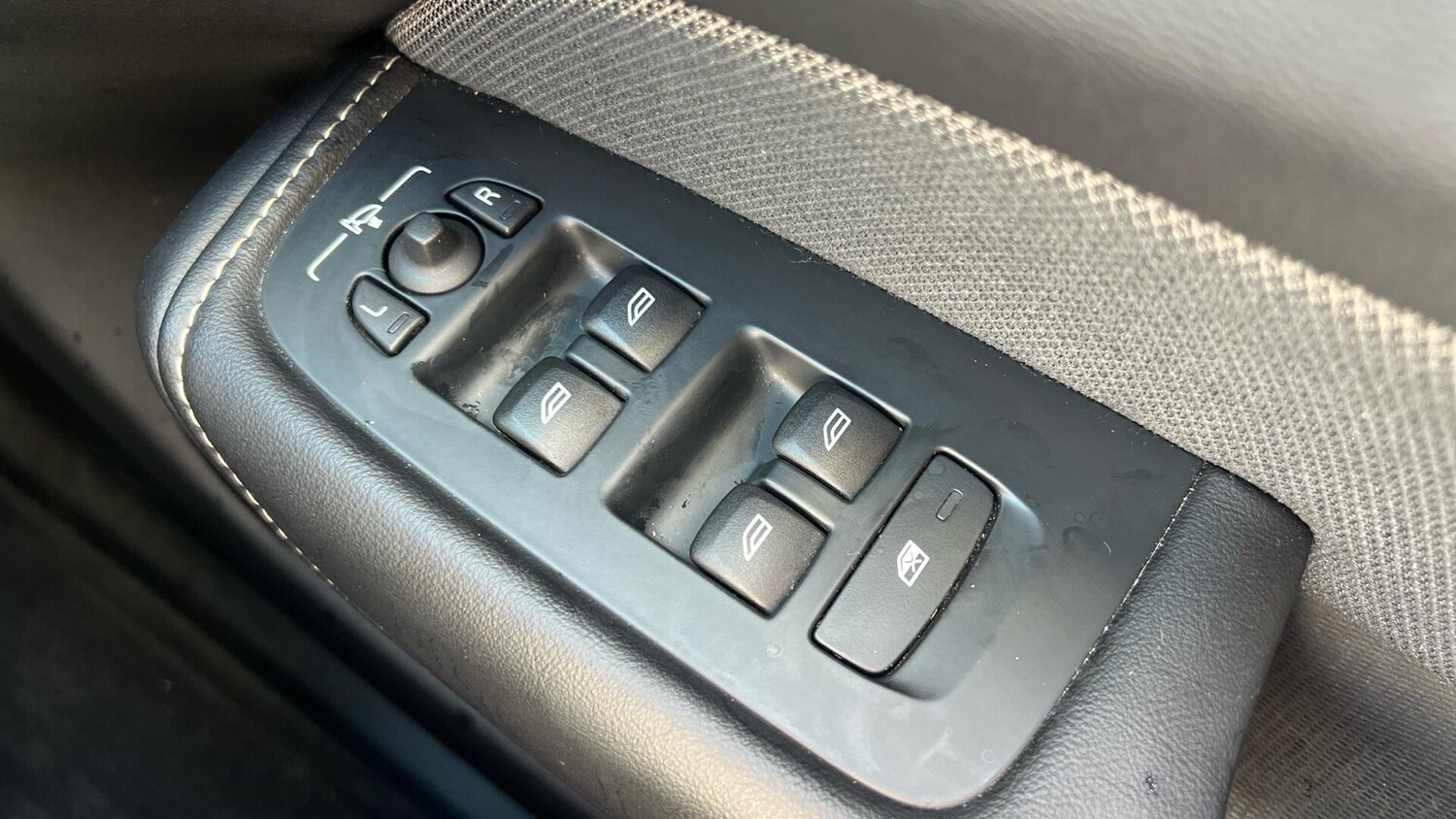 Used Volvo XC60 2022 for sale - 77646848: Photo 23