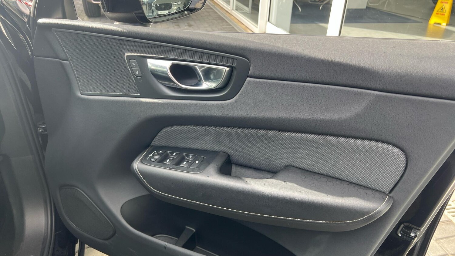 Used Volvo XC60 2022 for sale - 77646848: Photo 27