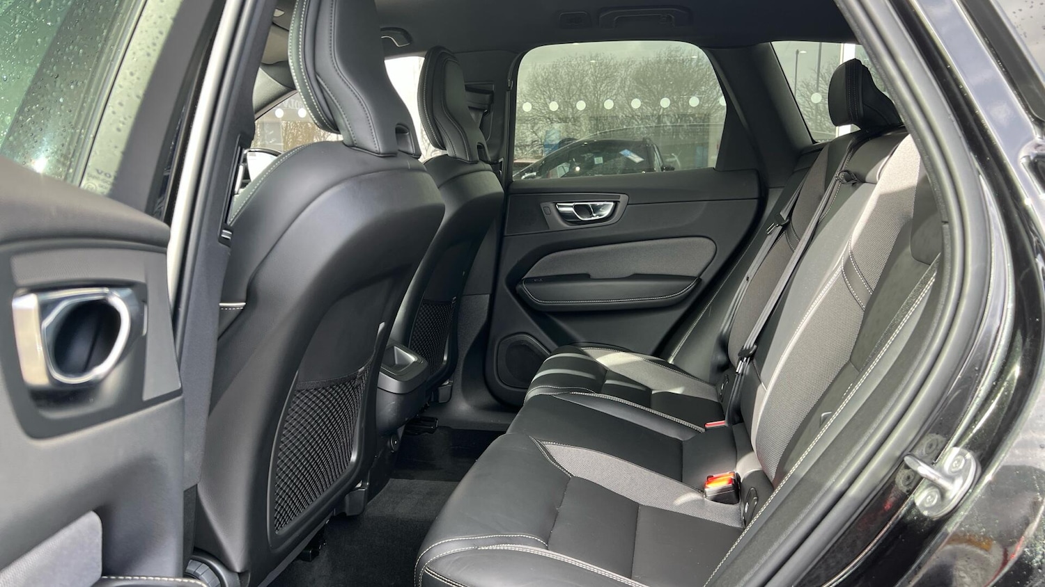 Used Volvo XC60 2022 for sale - 77646848: Photo 29