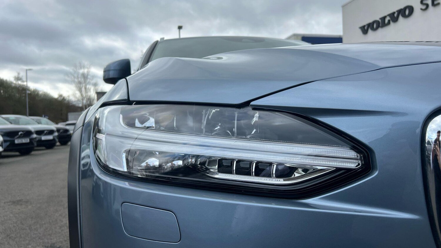 Used Volvo V90 Cross Country for sale - 77722908: Photo 36