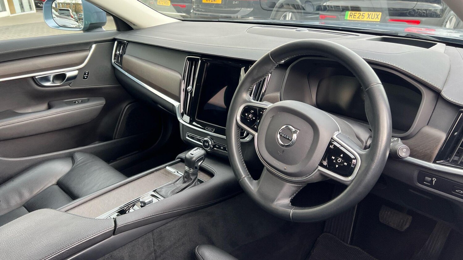 Used Volvo V90 Cross Country for sale - 77722908: Photo 38