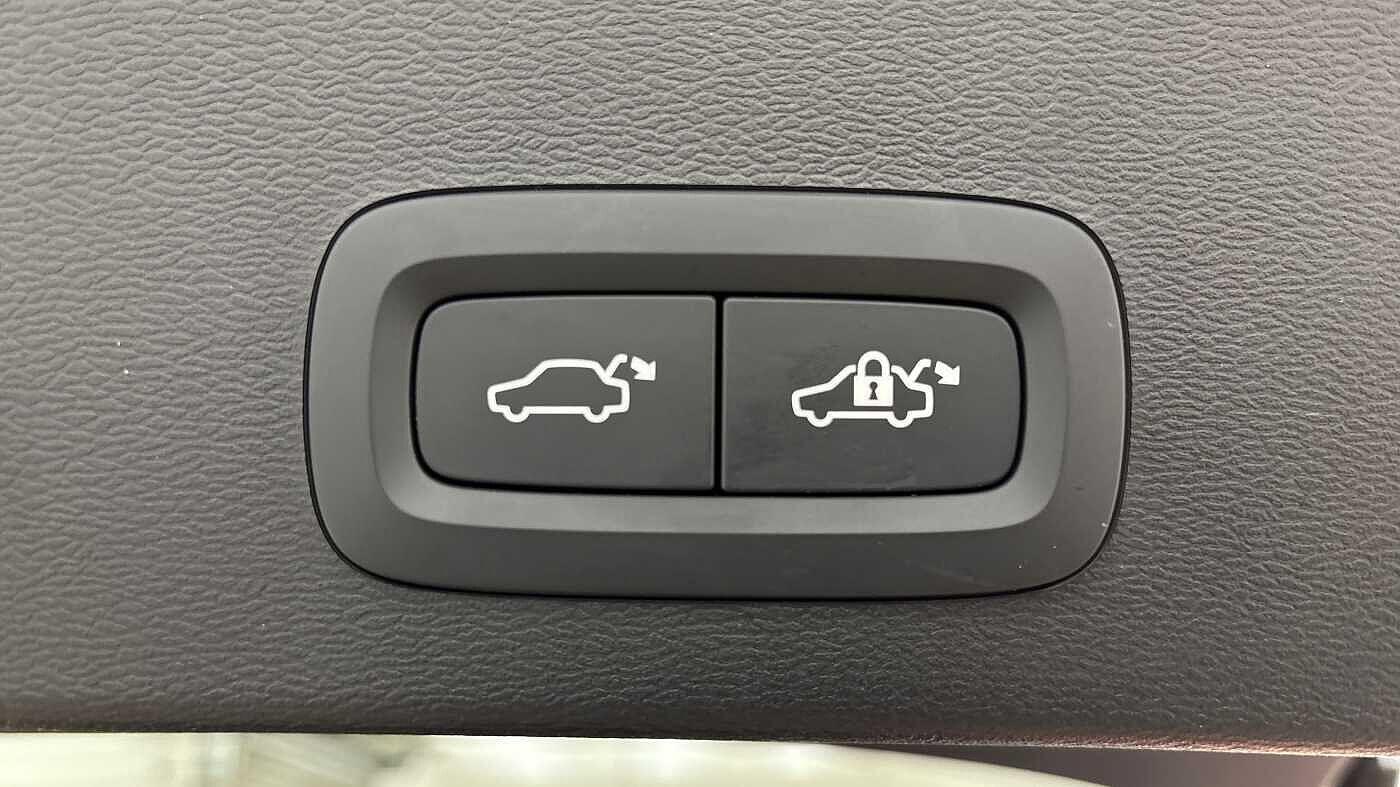 Used Volvo XC40 for sale - 77190542: Photo 19