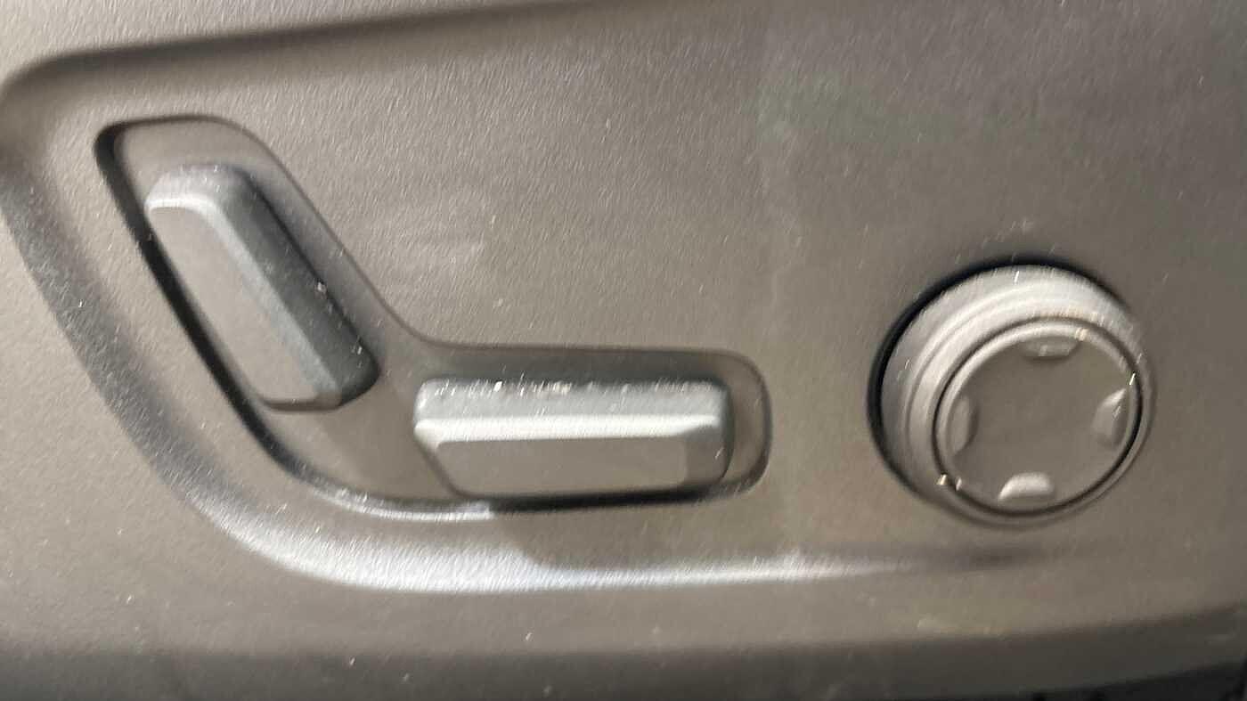 Used Volvo XC40 for sale - 77190542: Photo 28