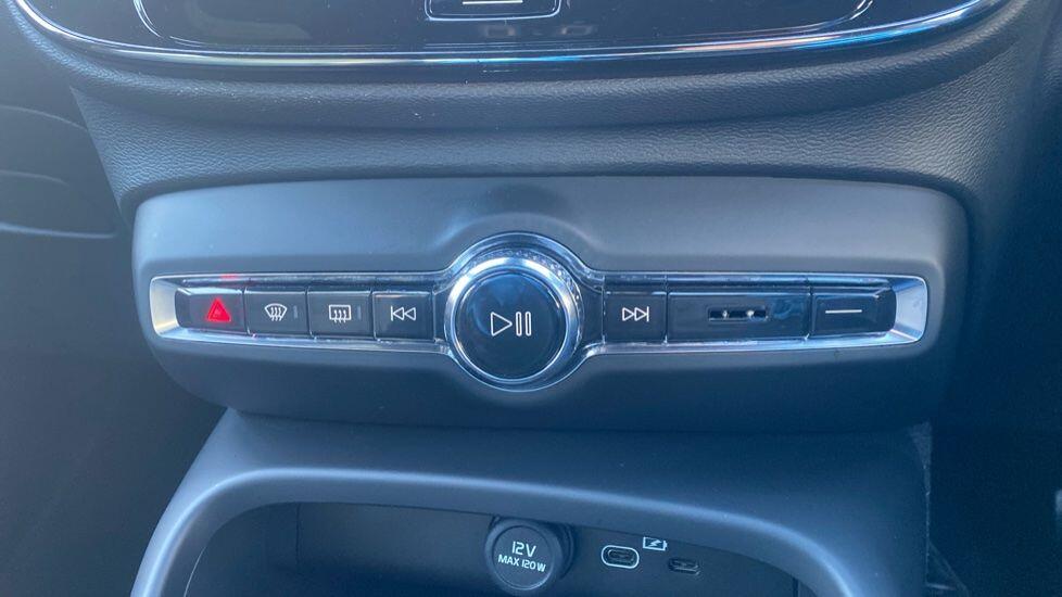 Used Volvo XC40 2022 for sale - 77101662: Photo 13