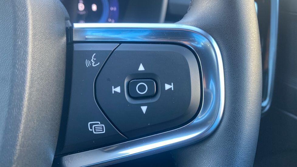 Used Volvo XC40 2022 for sale - 77101662: Photo 16