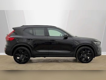 Used Volvo XC40 2025 for sale - 79388148: Photo