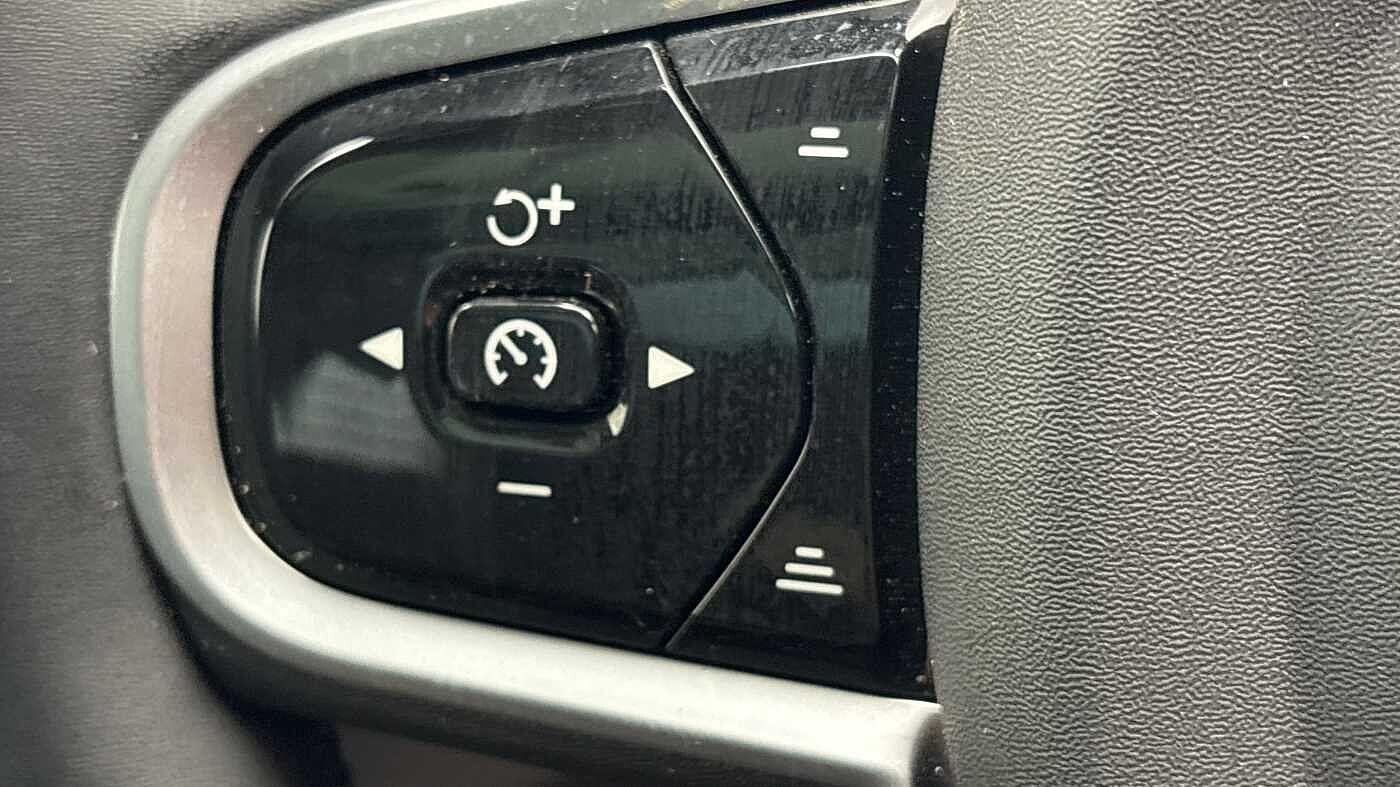 Used Volvo XC60 2025 for sale - 77331295: Photo 31