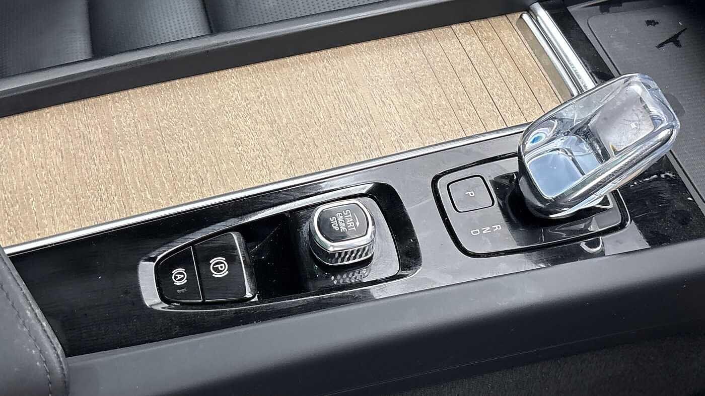 Used Volvo XC60 2025 for sale - 77331295: Photo 32