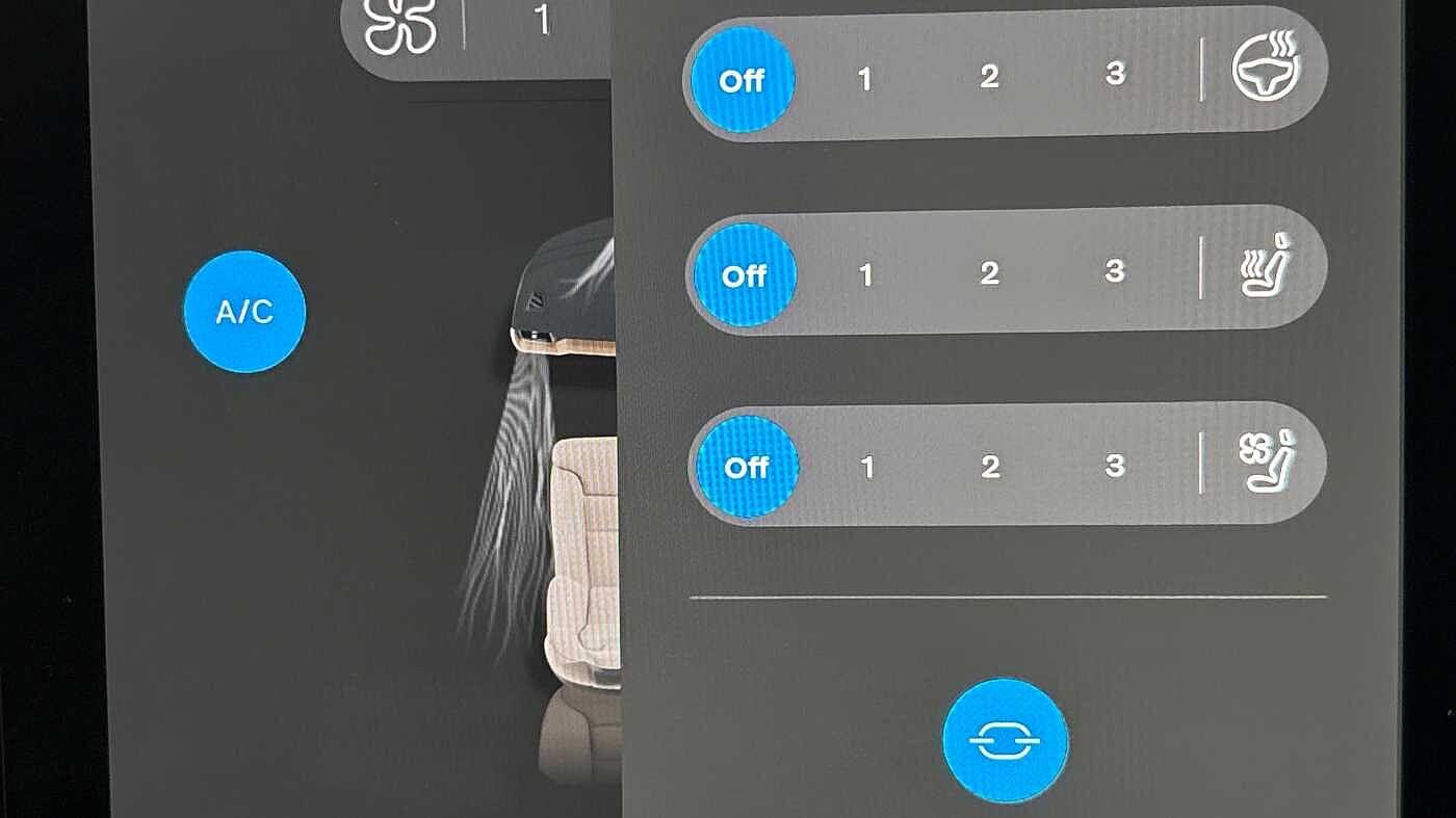 Used Volvo XC60 2025 for sale - 77331295: Photo 41