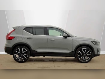 Used Volvo XC40 2026 for sale - 78969260: Photo