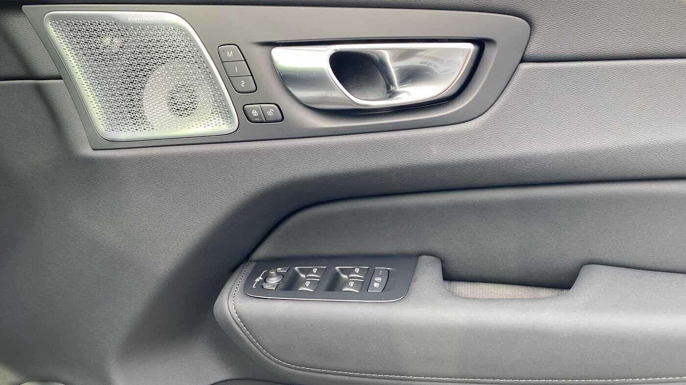 Used Volvo XC60 2025 for sale - 76188514: Photo 32