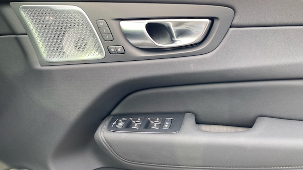 Used Volvo XC60 2025 for sale - 76188514: Photo 71