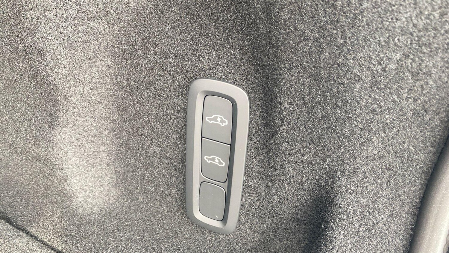 Used Volvo XC60 2025 for sale - 76188514: Photo 73