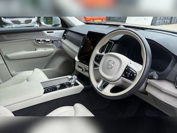 Used Volvo XC90 2025 for sale - 79441812: Photo