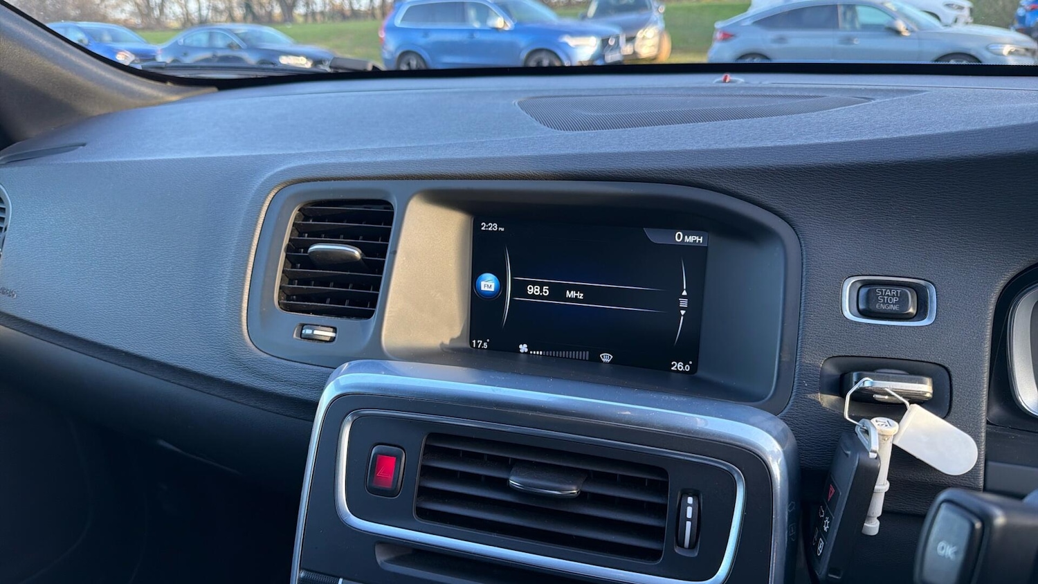 Used Volvo V60 for sale - 76994336: Photo 12