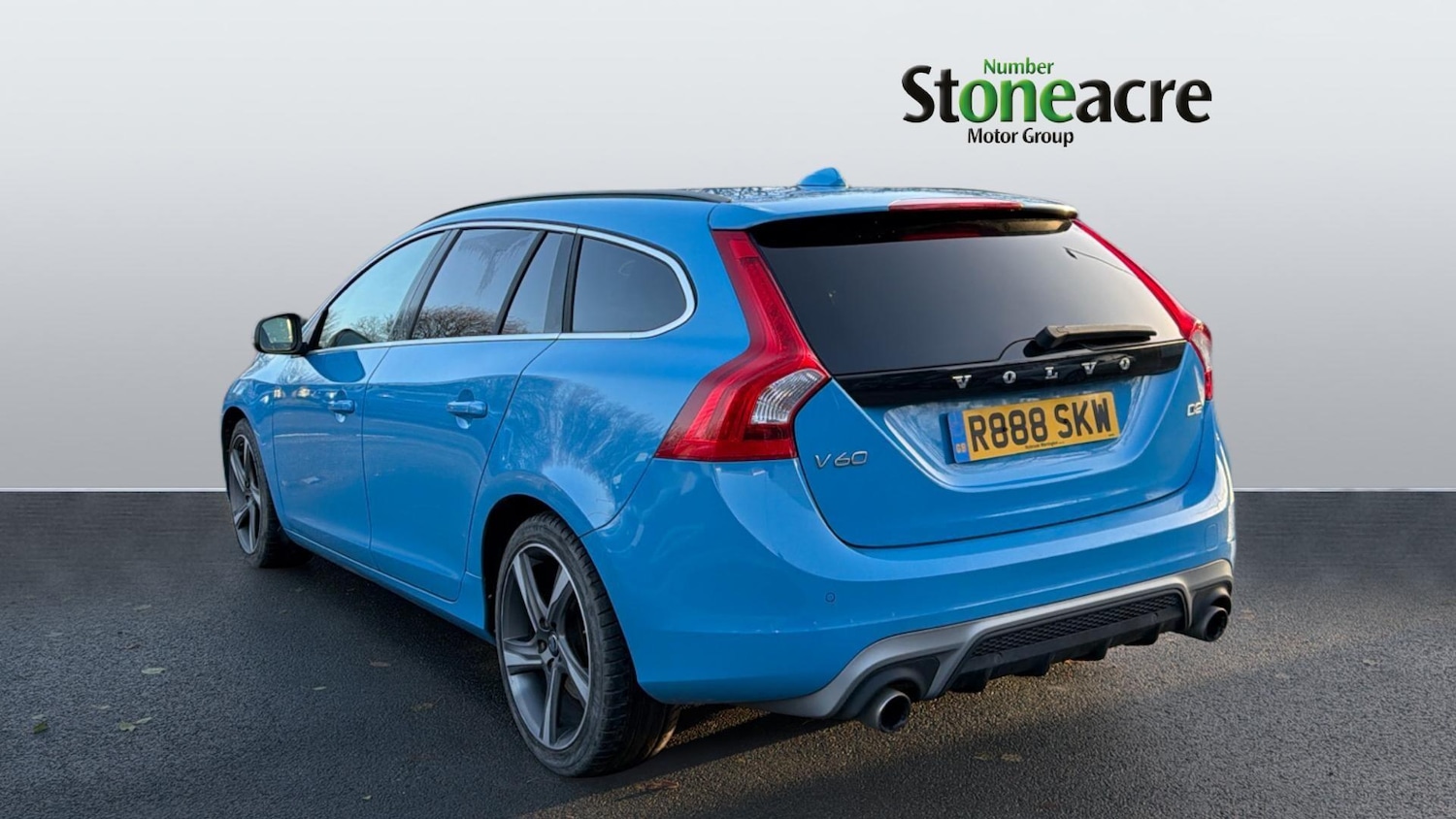 Used Volvo V60 for sale - 76994336: Photo 2