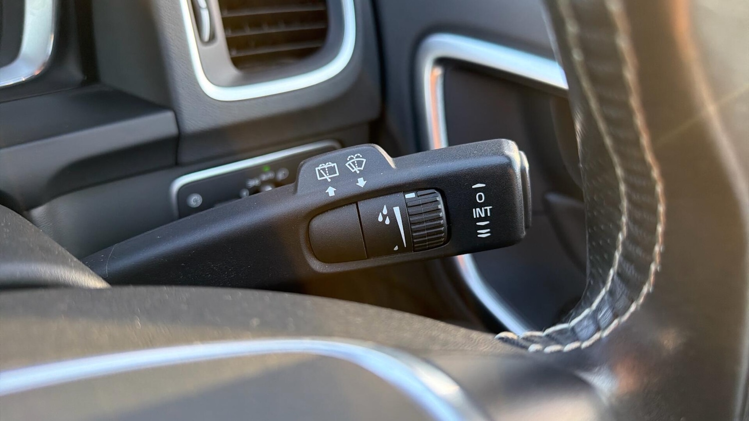 Used Volvo V60 for sale - 76994336: Photo 23