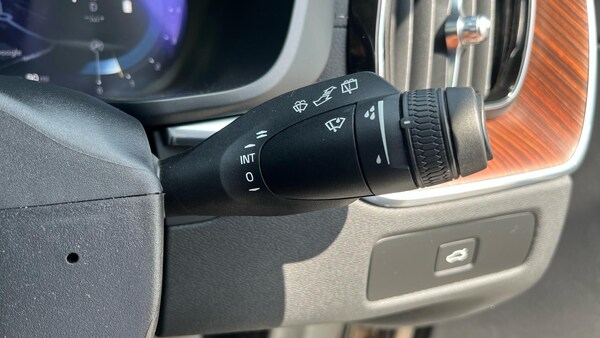 Used Volvo XC60 2024 for sale - 76189685: Photo 25