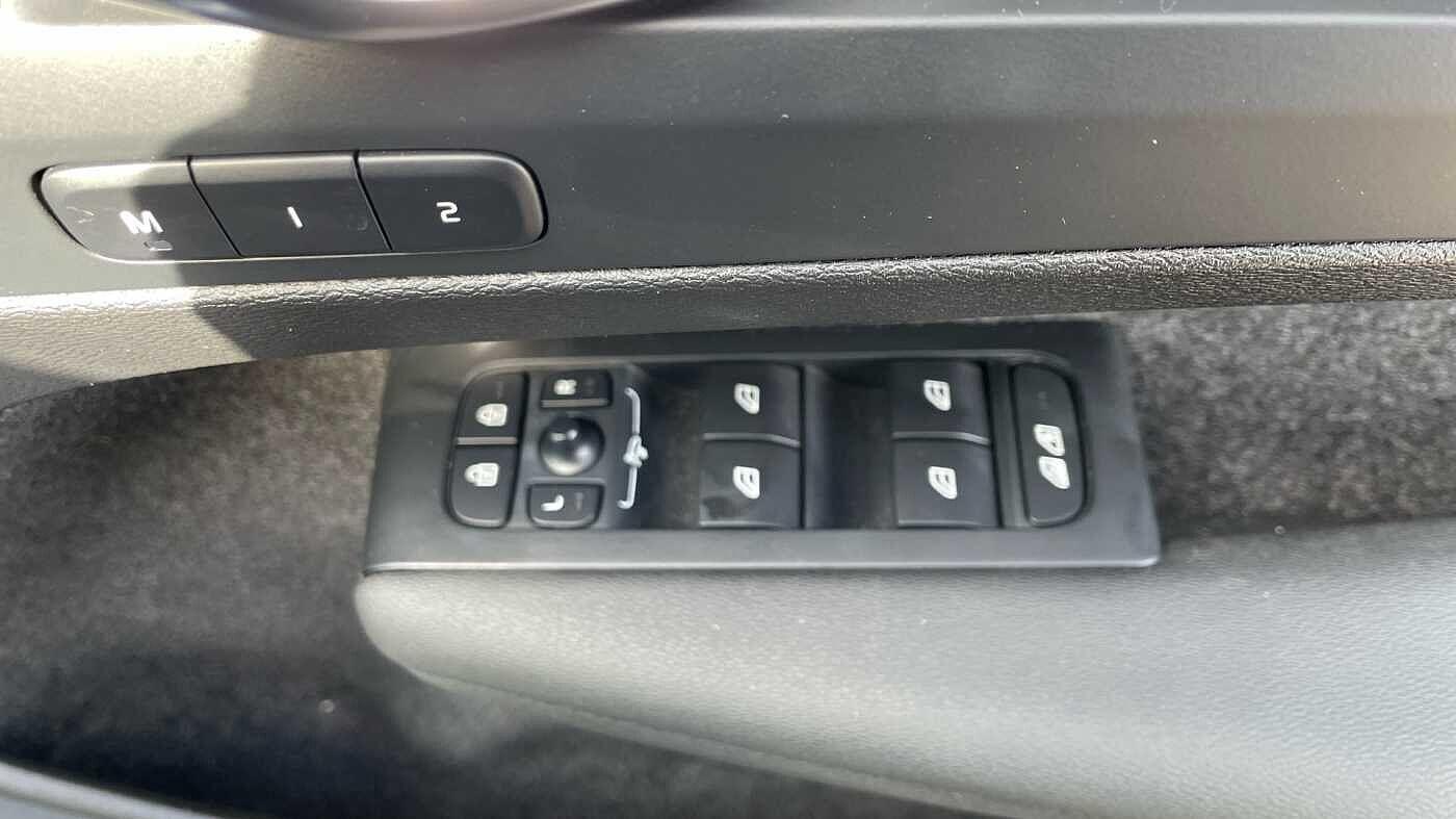 Used Volvo XC40 2024 for sale - 77387386: Photo 30